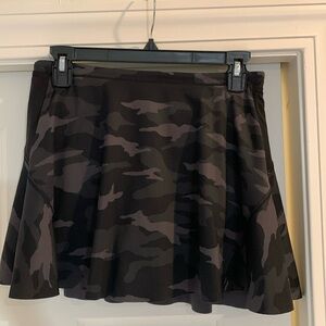 Athleta camouflage tennis skirt